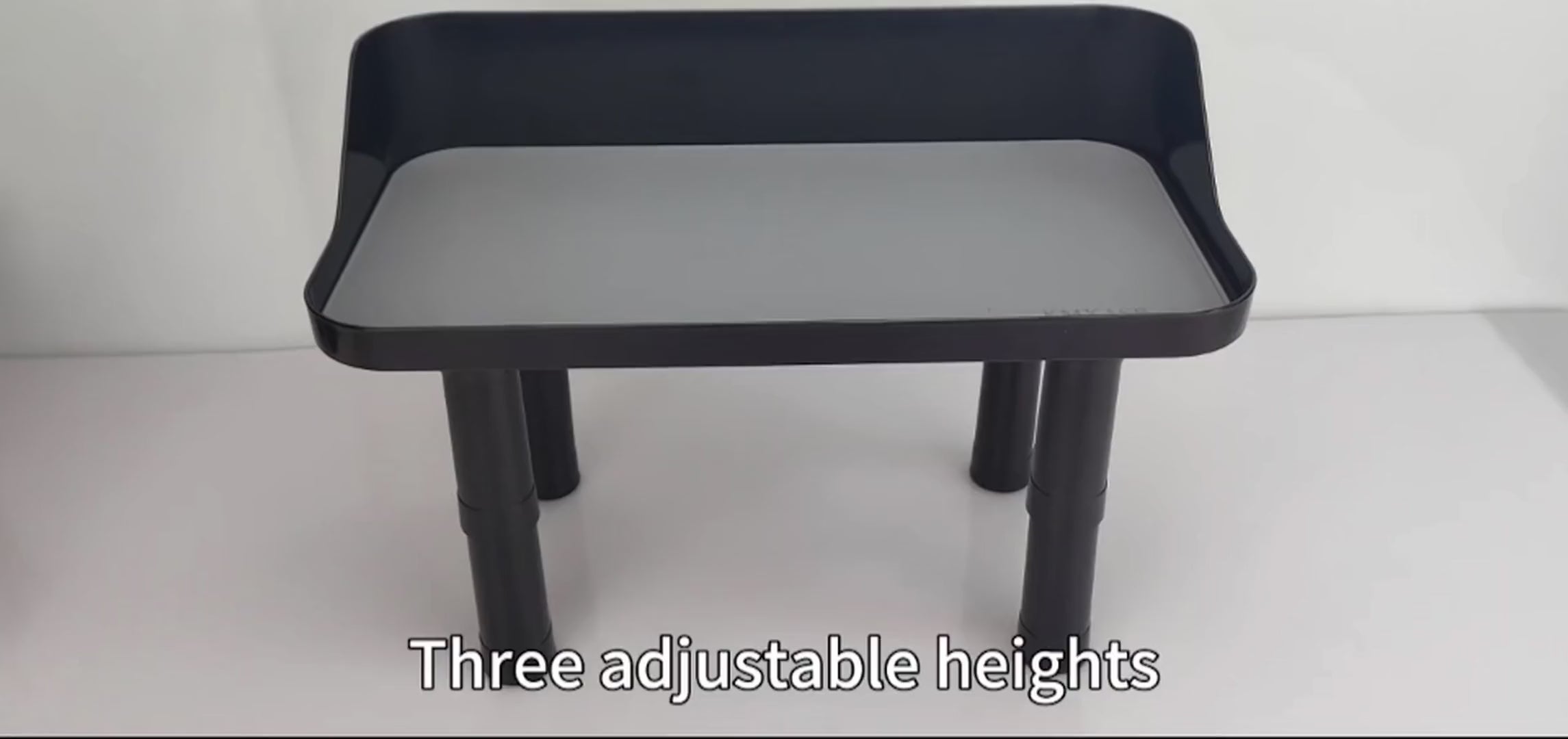 Video of the adjustable elevated dog bowl stand